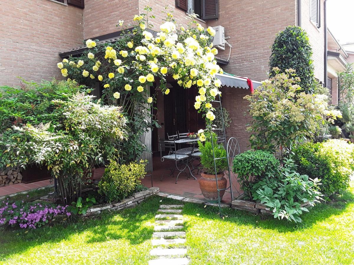 B&B La Rosa Gialla Maranello Dış mekan fotoğraf
